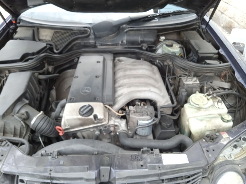 mercedes-benz clase e (w210) del año 1998