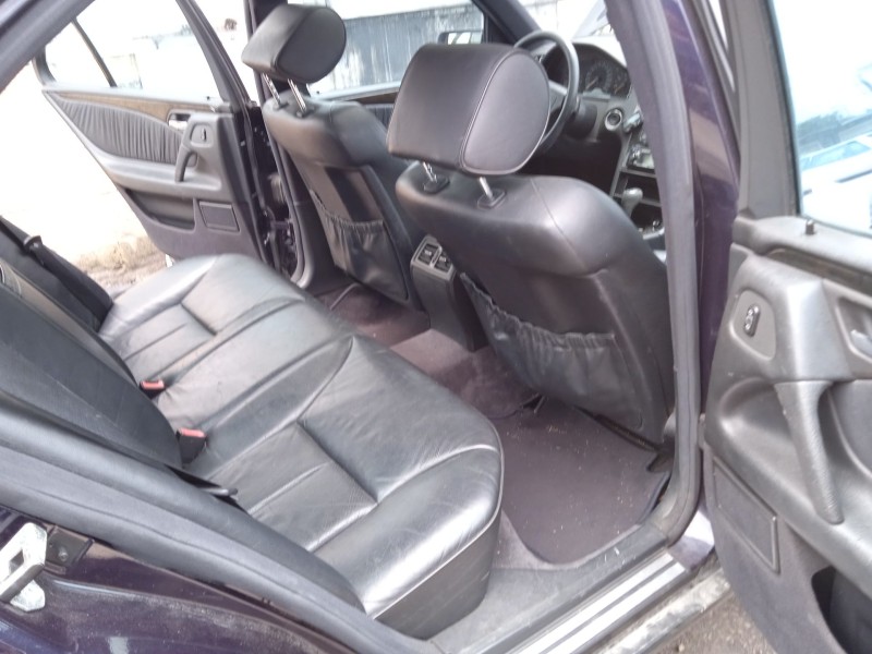 mercedes-benz clase e (w210) del año 1998