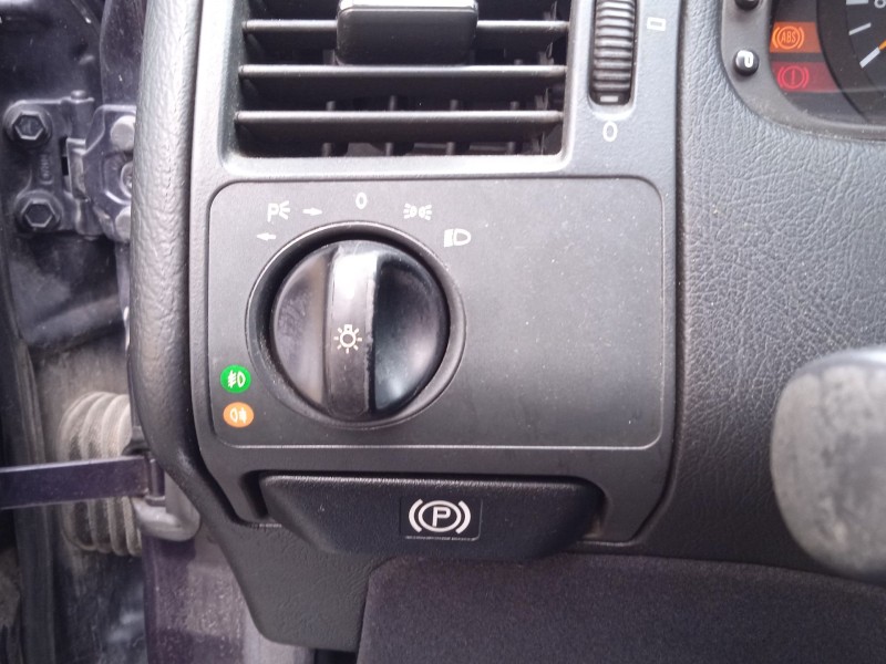 mercedes-benz clase e (w210) del año 1998