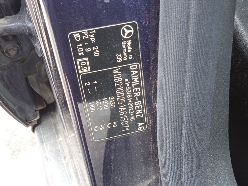 mercedes-benz clase e (w210) del año 1998