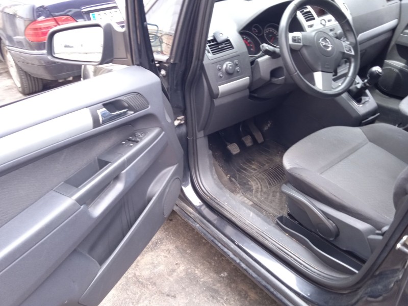 opel zafira / zafira family b (a05) del año 2009