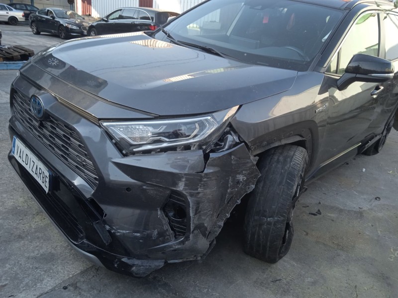 toyota rav 4 v (_a5_, _h5_) del año 2020