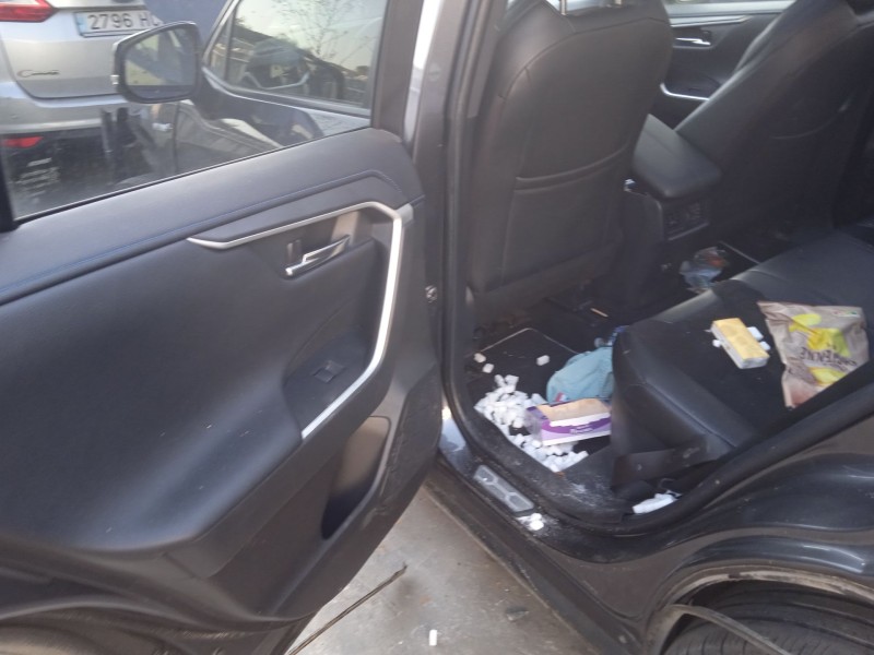 toyota rav 4 v (_a5_, _h5_) del año 2020