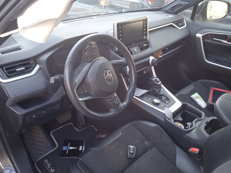 toyota rav 4 v (_a5_, _h5_) del año 2020