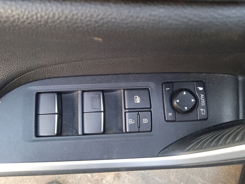 toyota rav 4 v (_a5_, _h5_) del año 2020