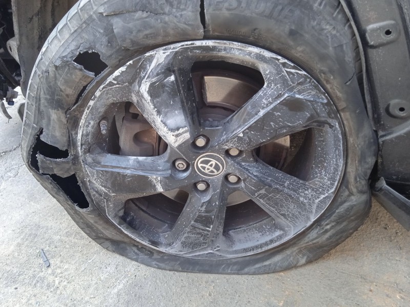 toyota rav 4 v (_a5_, _h5_) del año 2020