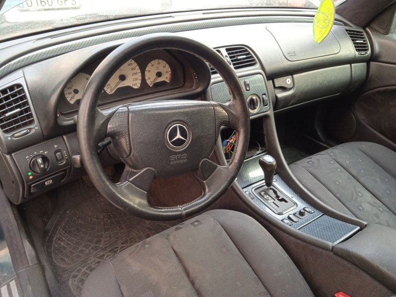 mercedes-benz clk (c208) del año 1998