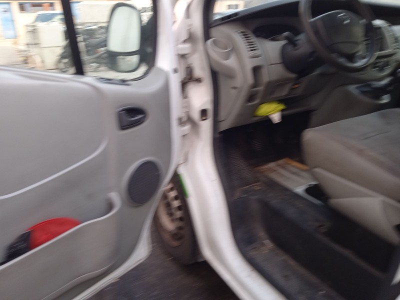 nissan primastar autobús (x83) del año 2008