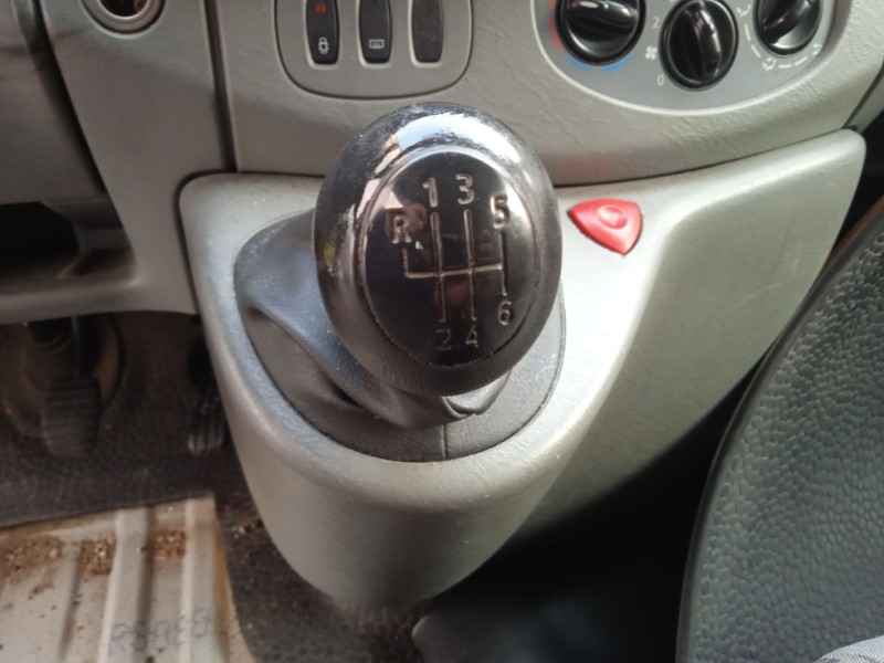 nissan primastar autobús (x83) del año 2008