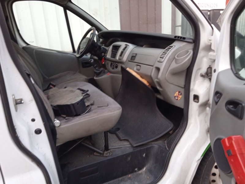 nissan primastar autobús (x83) del año 2008