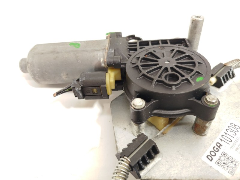 Recambio de elevalunas delantero derecho para bmw x5 (e53) 3.0 d referencia OEM IAM 8381020 67628381020 