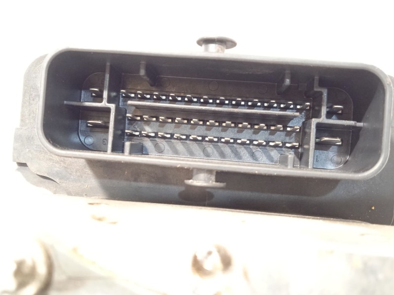 Recambio de abs para dacia duster laureate 4x2 referencia OEM IAM 476607477R 0265956403 269727