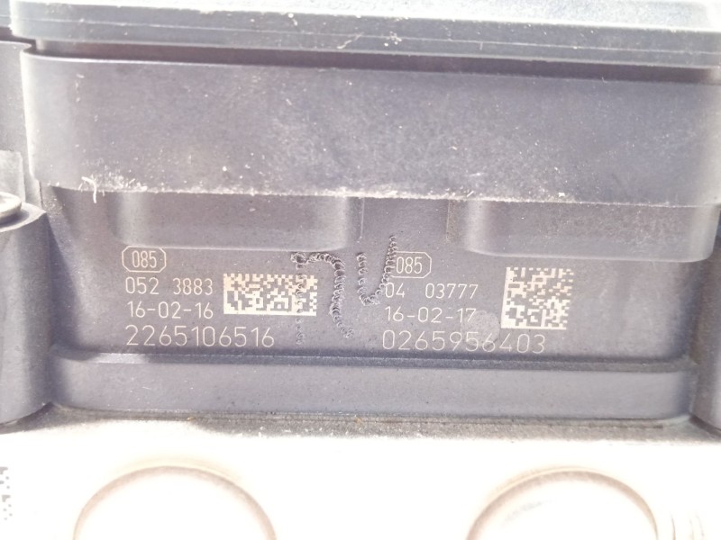 Recambio de abs para dacia duster laureate 4x2 referencia OEM IAM 476607477R 0265956403 269727