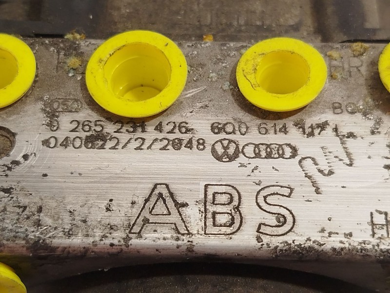 Recambio de abs para seat ibiza iii (6l1) 1.9 tdi referencia OEM IAM 6Q0614117L 6Q0907379R 0265231426