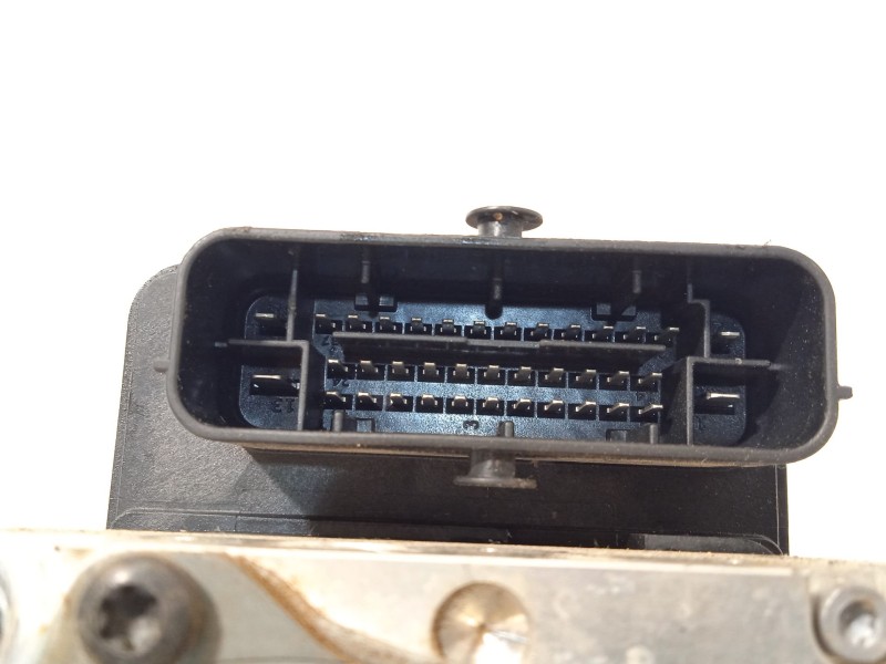 Recambio de abs para hyundai tucson tecno 2wd referencia OEM IAM 58920D7100 BE6003R100 MGH80BH6013R100