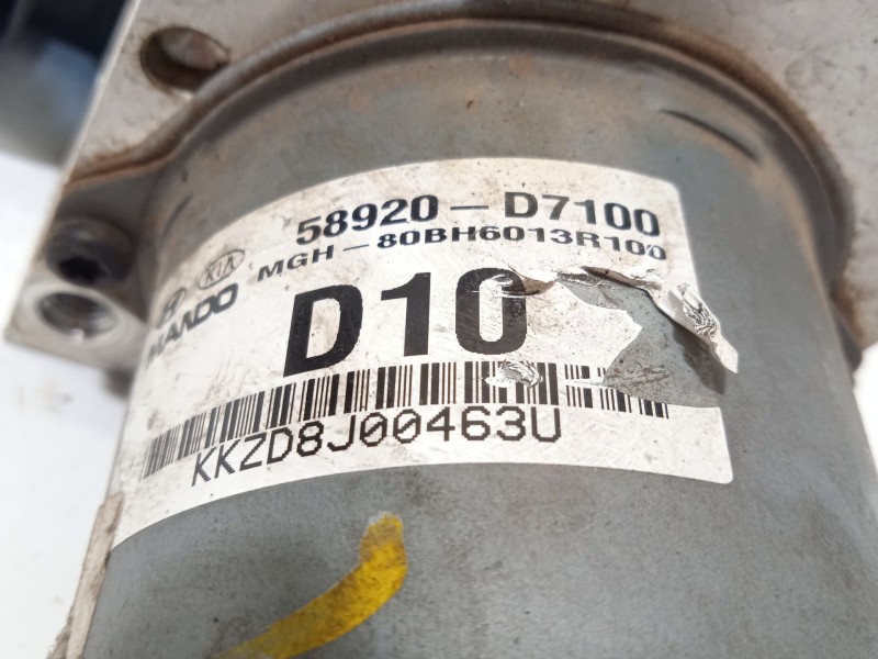 Recambio de abs para hyundai tucson tecno 2wd referencia OEM IAM 58920D7100 BE6003R100 MGH80BH6013R100