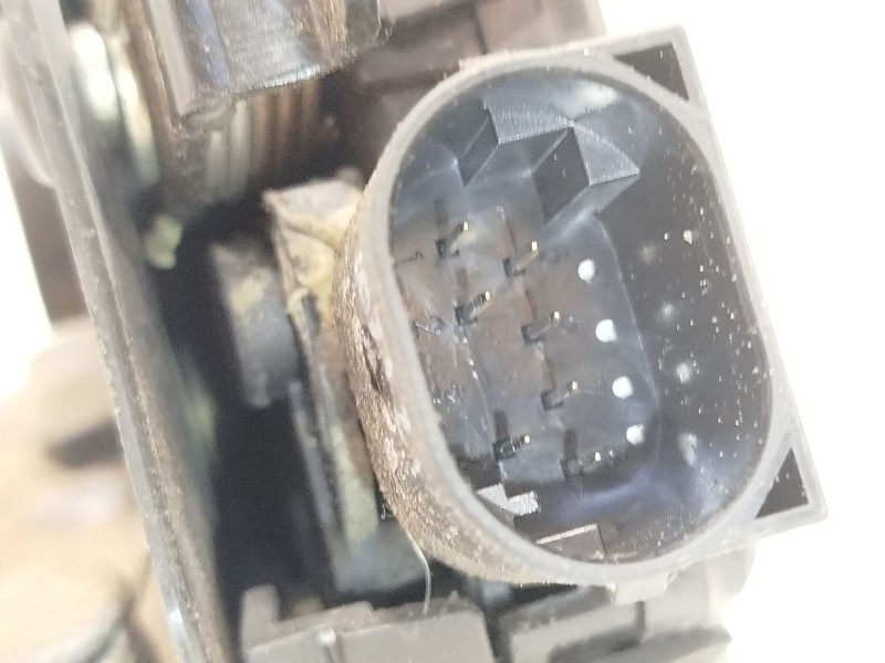 Recambio de cerradura puerta trasera derecha para bmw x5 (e53) 3.0 d referencia OEM IAM 8402602 51228402602 