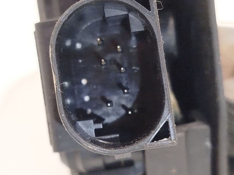 Recambio de cerradura puerta trasera izquierda para bmw x5 (e53) 3.0 d referencia OEM IAM 8402601 51228402601 