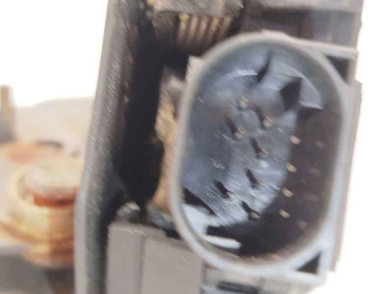 Recambio de cerradura puerta delantera derecha para bmw x5 (e53) 3.0 d referencia OEM IAM 8402540 51228402540 