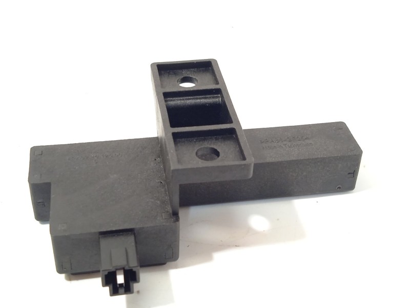 Recambio de antena para audi a4 b8 avant (8k5) 3.0 tdi quattro referencia OEM IAM 8K0907247  