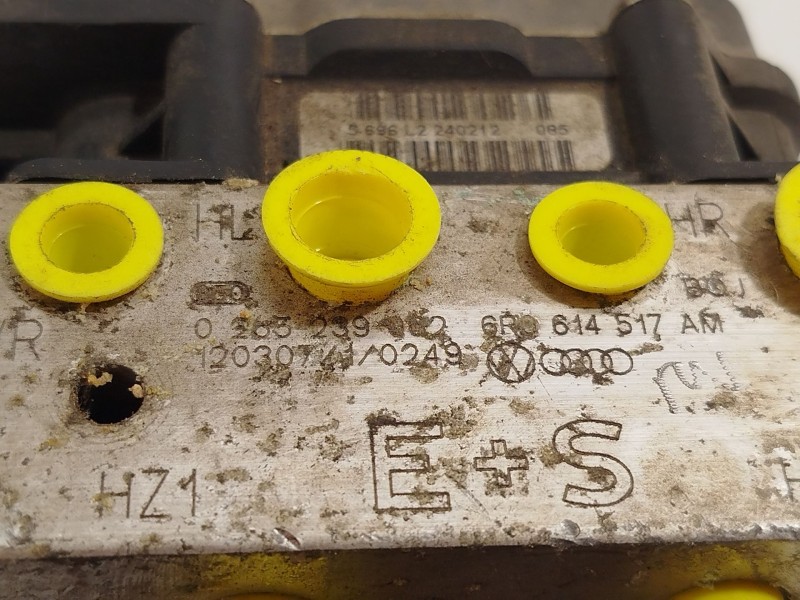 Recambio de abs para audi a1 (8x) ambition referencia OEM IAM 6R0614517AM 6R0907379BB 0265239062