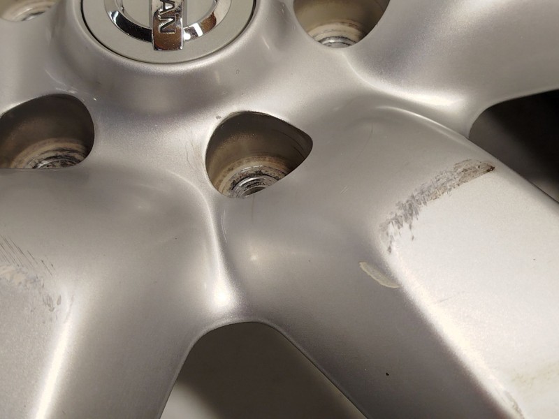 Recambio de llanta para nissan x-trail ii (t31) 2.0 dci 4x4 referencia OEM IAM 40300JG125  