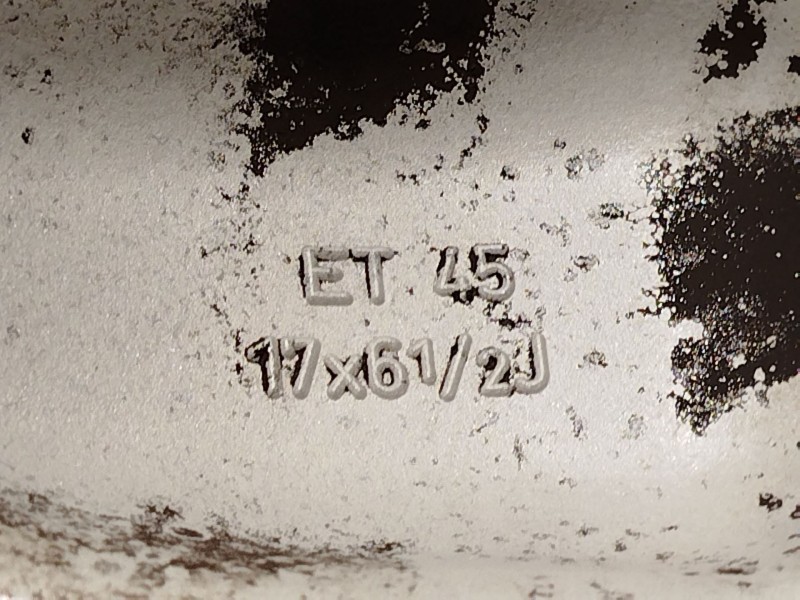 Recambio de llanta para nissan x-trail ii (t31) 2.0 dci 4x4 referencia OEM IAM 40300JG125  