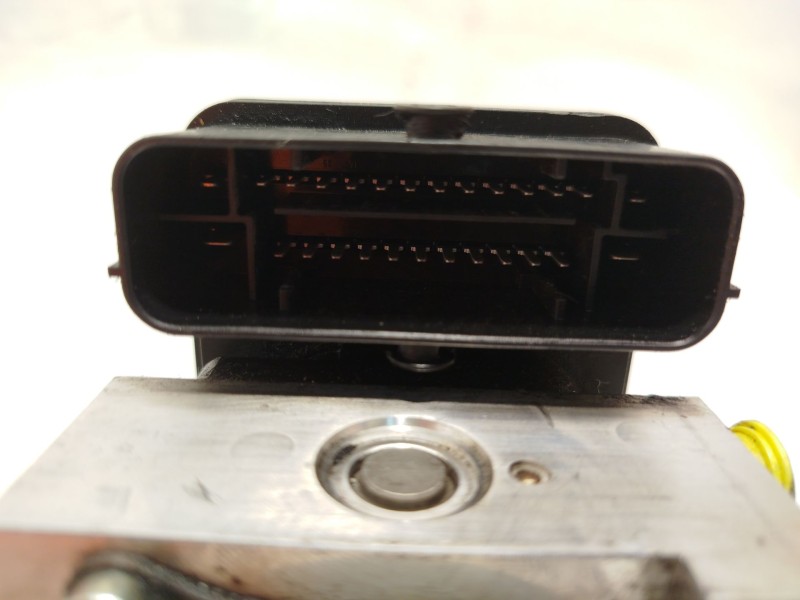 Recambio de abs para dacia dokker furgoneta/monovolumen 1.6 referencia OEM IAM 476608587R 28515035153 10022002024