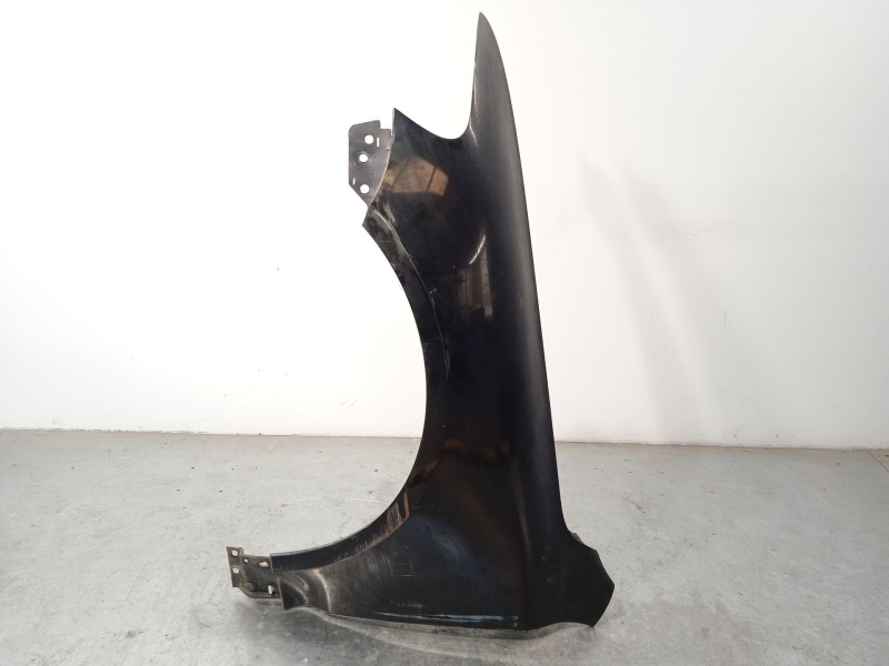 Recambio de aleta delantera izquierda para volkswagen touareg (7la) 2.5 tdi referencia OEM IAM 7L6821101K  