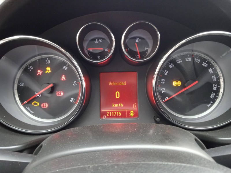 opel insignia a (g09) del año 2009