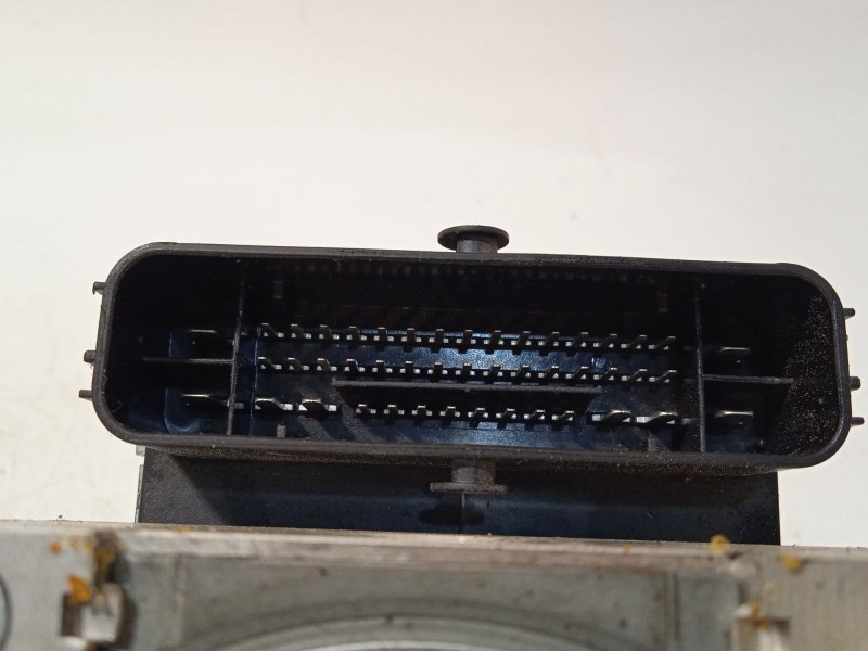 Recambio de abs para hyundai kona klass 2wd referencia OEM IAM 58900J9300 28517344093 06210273744