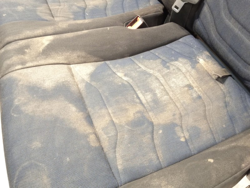 Recambio de asiento delantero derecho para iveco daily vi furgoneta 33s16, 35s16, 35c16, 40c16, 50c16 referencia OEM IAM 5802813