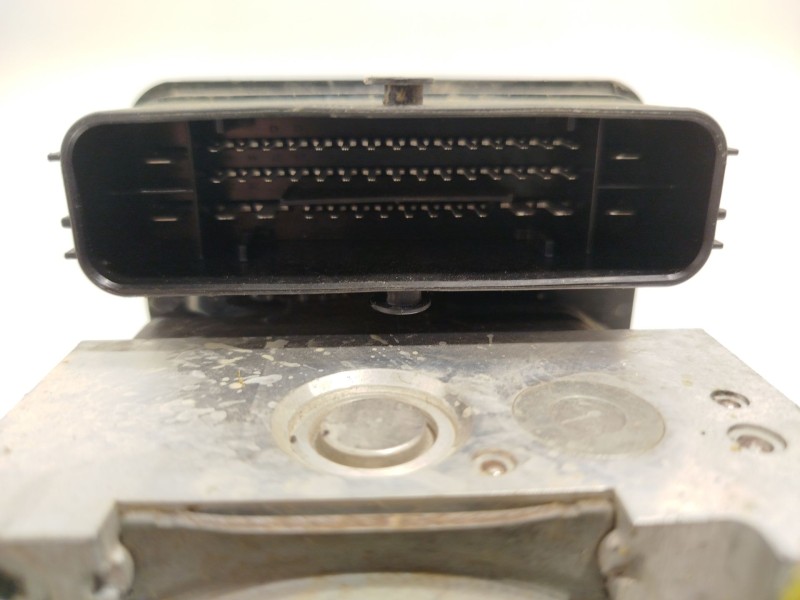 Recambio de abs para volkswagen golf vii lim. 1.6 16v tdi dpf referencia OEM IAM 5Q0614517BJ 28515868063 10022008274