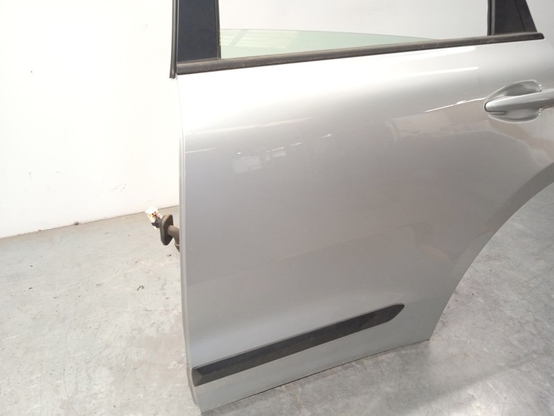 Recambio de puerta trasera izquierda para kia niro i (de) 1.6 gdi hybrid referencia OEM IAM 77003G5000  