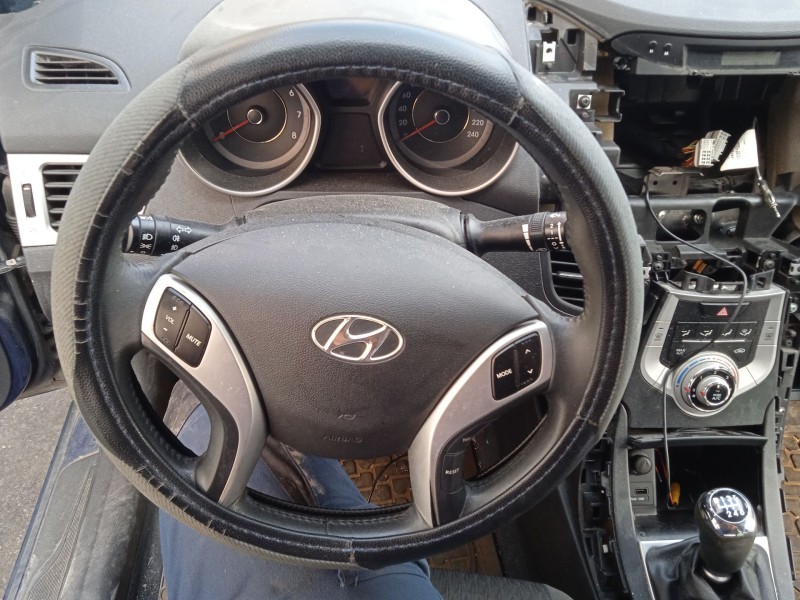 hyundai elantra v sedán (md, ud) del año 2011