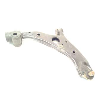 BRAZO SUSPENSION INFERIOR DELANTERO DERECHO KB8W34300D 