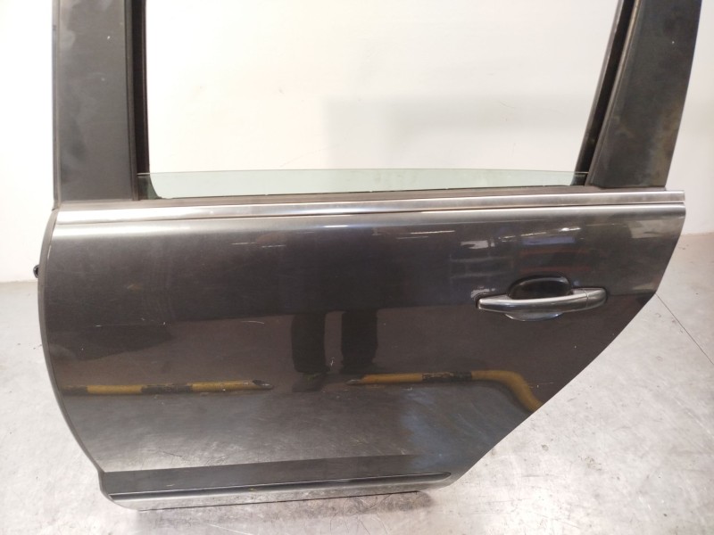 Recambio de puerta trasera izquierda para volvo v50 (545) 2.0 d referencia OEM IAM 31335469  