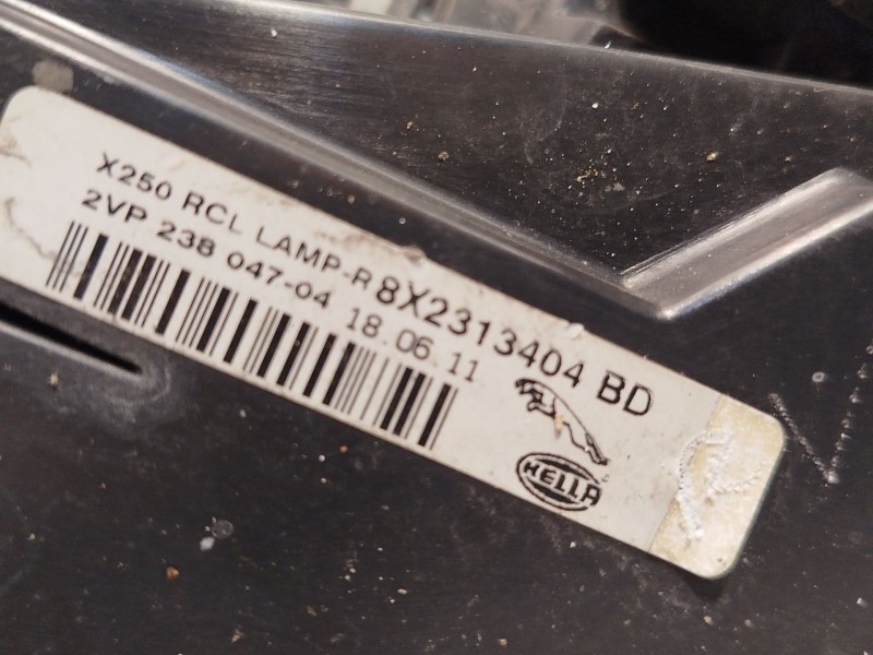 Recambio de piloto trasero derecho para jaguar xf i (x250) 2.7 d referencia OEM IAM 8X2313404BD C2Z3458 