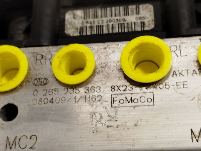 Recambio de abs para jaguar xf i (x250) 2.7 d referencia OEM IAM 8X232C405EE 0265950718 0265235363