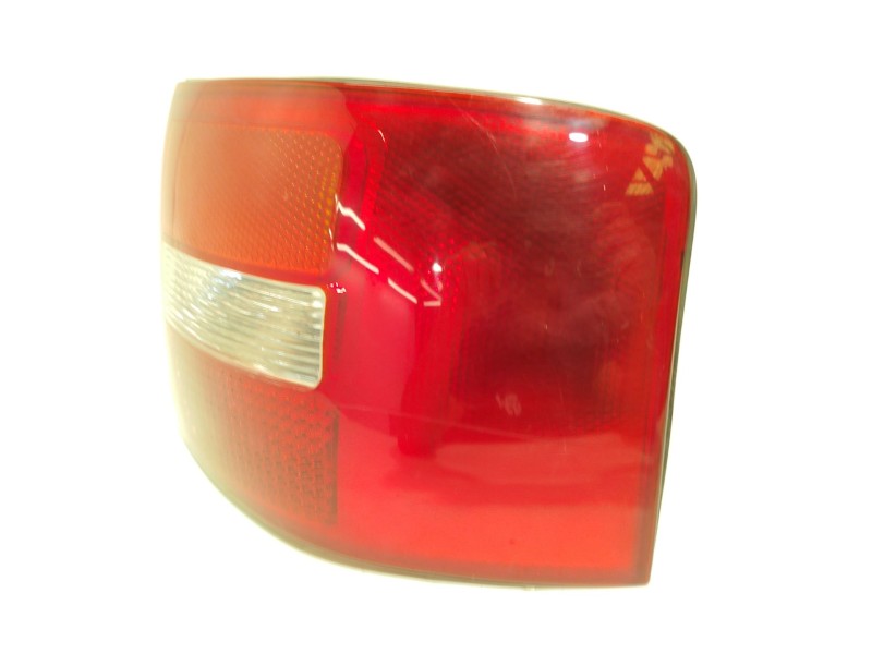 Recambio de piloto trasero derecho para audi allroad c5 (4bh) 2.5 tdi quattro referencia OEM IAM 4B9945096F  