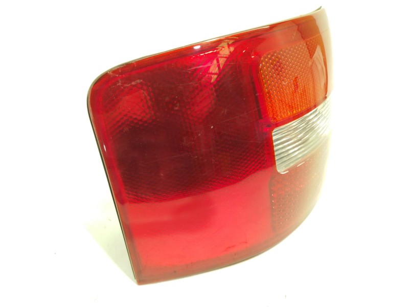 Recambio de piloto trasero izquierdo para audi allroad c5 (4bh) 2.5 tdi quattro referencia OEM IAM 4B9945095F  