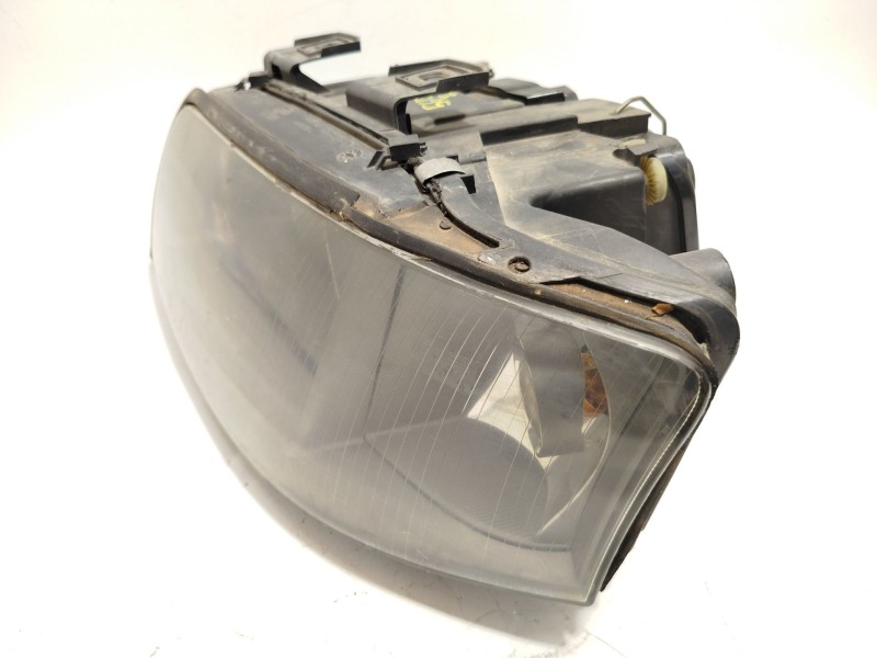 Recambio de faro izquierdo para audi allroad c5 (4bh) 2.5 tdi quattro referencia OEM IAM 4Z7941003B  