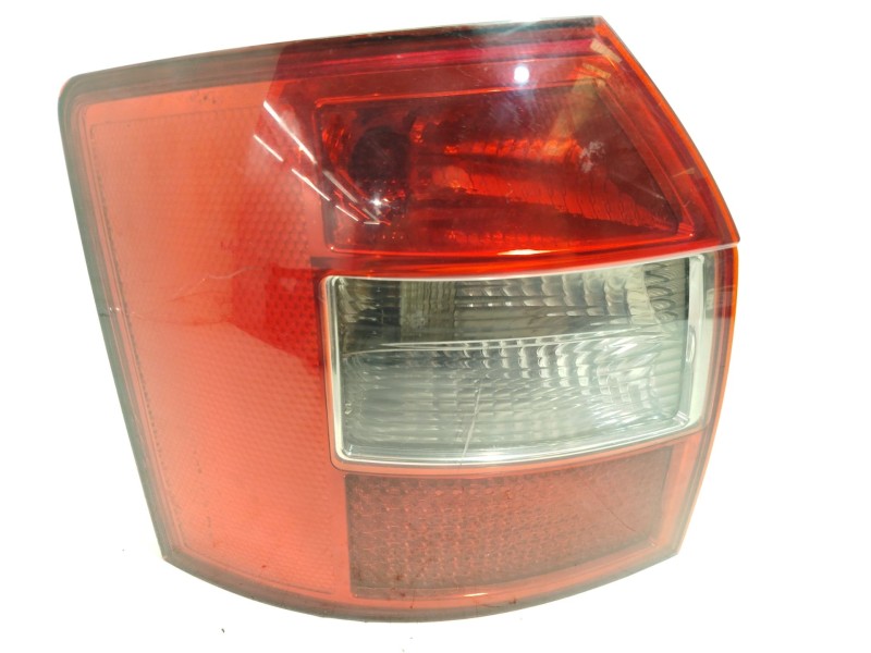 Recambio de piloto trasero izquierdo para audi a4 b6 (8e2) 1.9 tdi referencia OEM IAM 8E9945095  