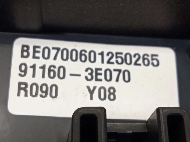 Recambio de caja reles / fusibles para kia sorento i (jc) 2.5 crdi referencia OEM IAM 911603E070  