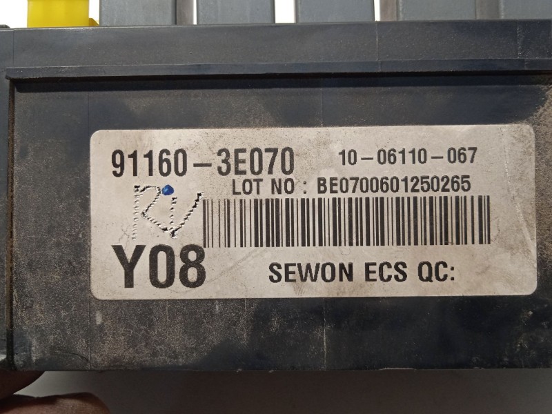 Recambio de caja reles / fusibles para kia sorento i (jc) 2.5 crdi referencia OEM IAM 911603E070  