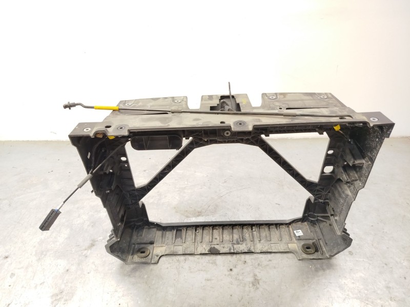 Recambio de panel frontal para mg mg zs suv (azs1) 1.5 vti referencia OEM IAM 10225669  