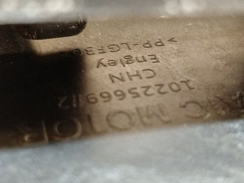 Recambio de panel frontal para mg mg zs suv (azs1) 1.5 vti referencia OEM IAM 10225669  