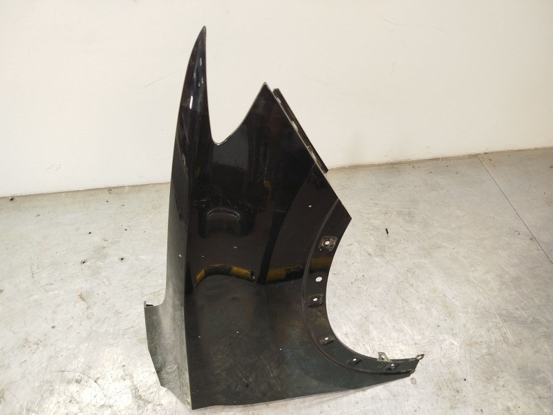 Recambio de aleta delantera derecha para mg mg zs suv (azs1) 1.5 vti referencia OEM IAM 10292957  