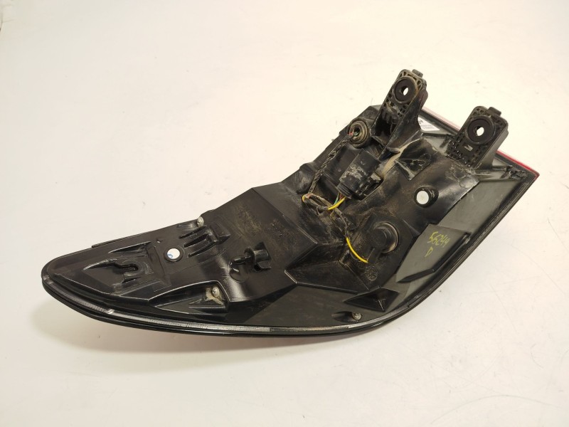 Recambio de piloto trasero derecho para mg mg zs suv (azs1) 1.5 vti referencia OEM IAM 10571682  