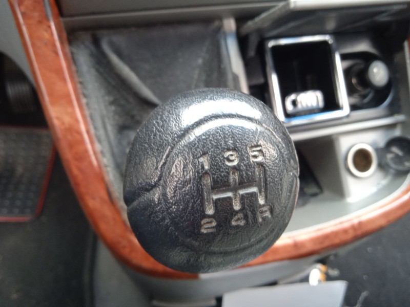 kia carnival ii (gq) del año 2004